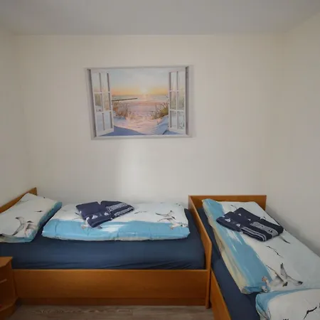 Haus Deichblick Und Haus Franziska Westerdeichstrich